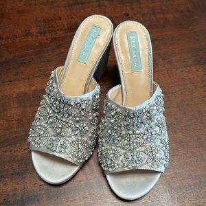 Cute Betsey Johnson rhinestones shoes size 8.5